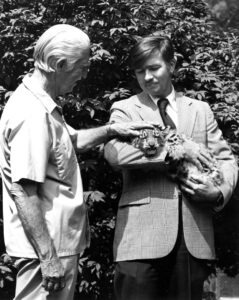 William Conway & Marlin Perkins with Snow Leopard 08-00-78