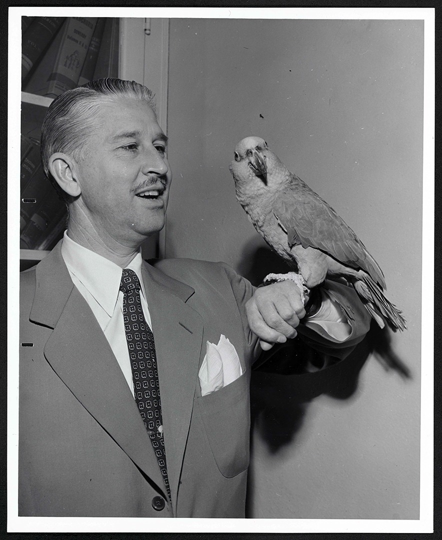 Director Marlin Perkins with parrot
